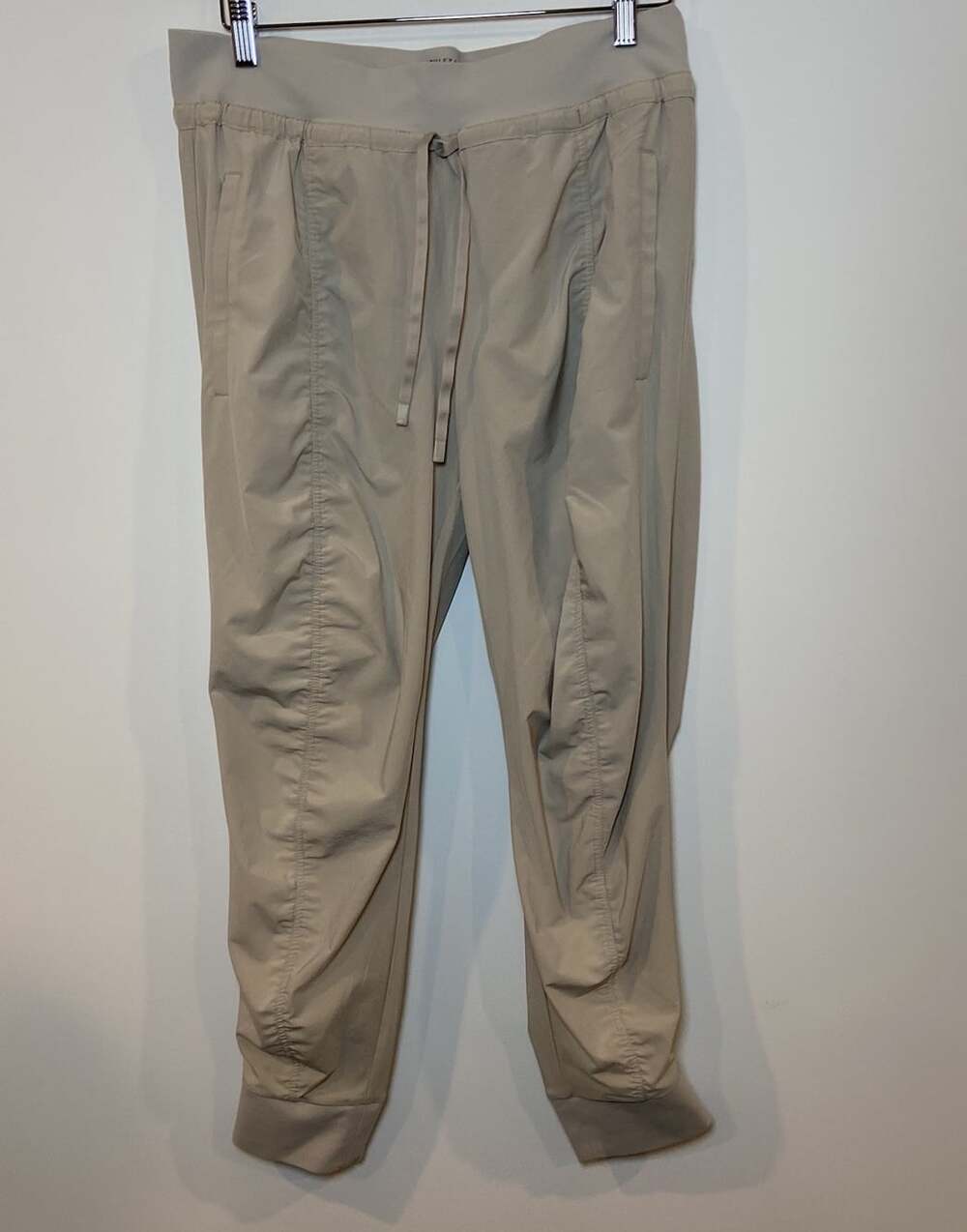 Athleta Attittude II Pants Joggers Light Tan Khaki Size 14 Petite 14P